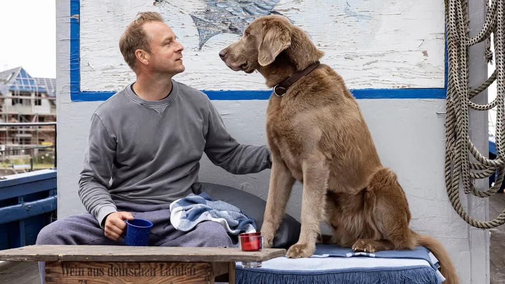 Nord bei Nordwest"-Star Hinnerk Schönemann über einen Männer-Kuss